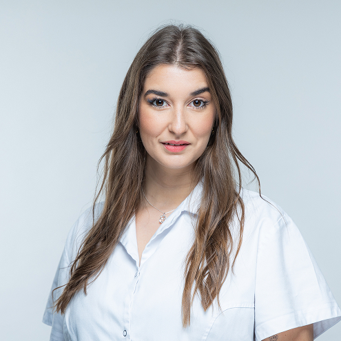 Ana Martins-unique smile